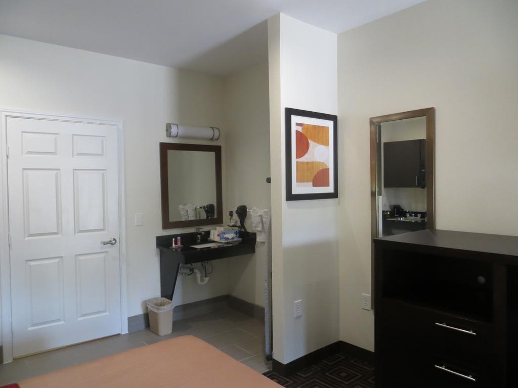 Econo Lodge Inn&Suites Houston NW-Cy-Fair Jersey Village Esterno foto