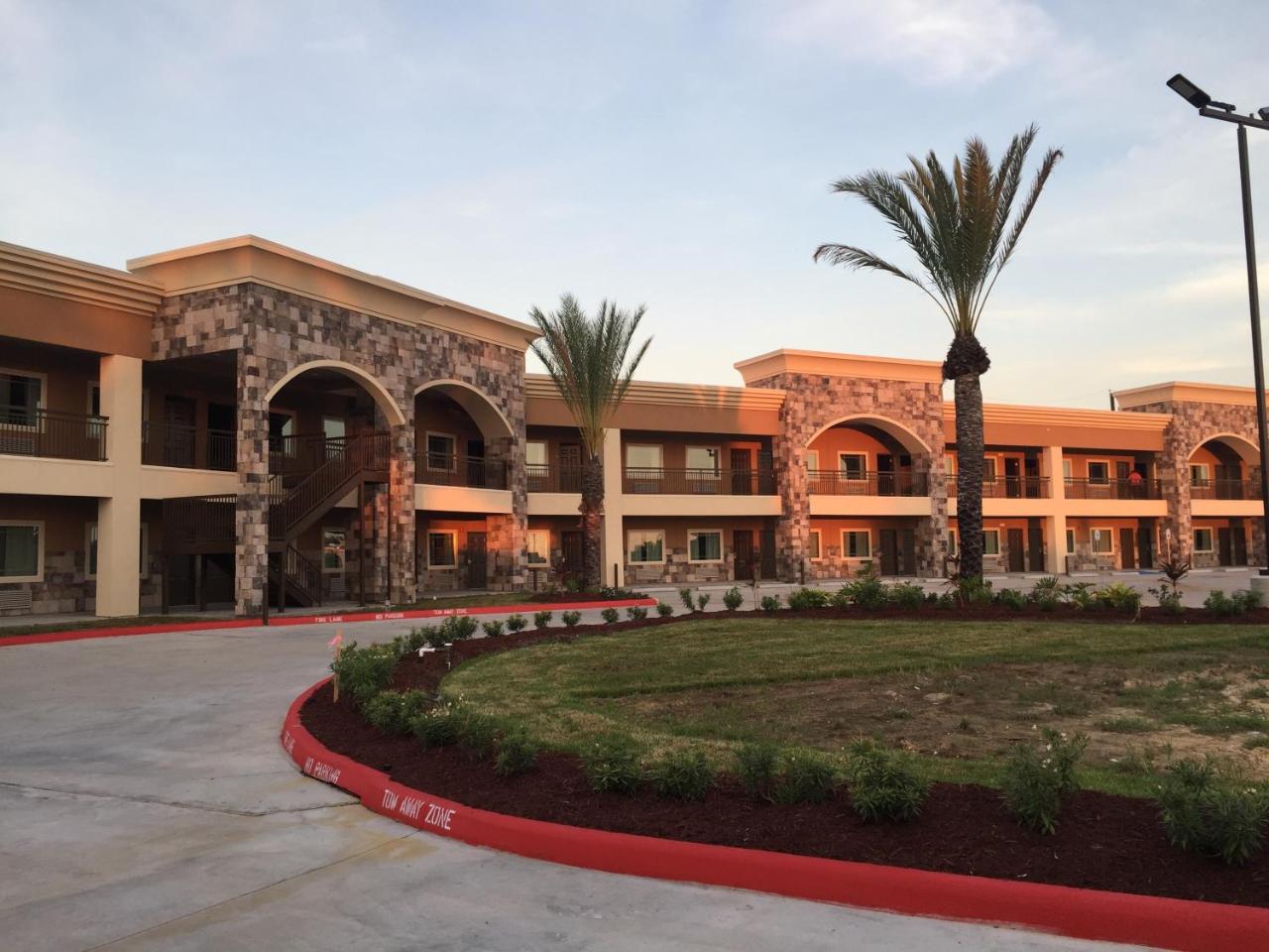 Econo Lodge Inn&Suites Houston NW-Cy-Fair Jersey Village Esterno foto